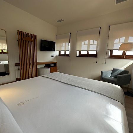 Hotel El Rosal De 库迪列罗 外观 照片