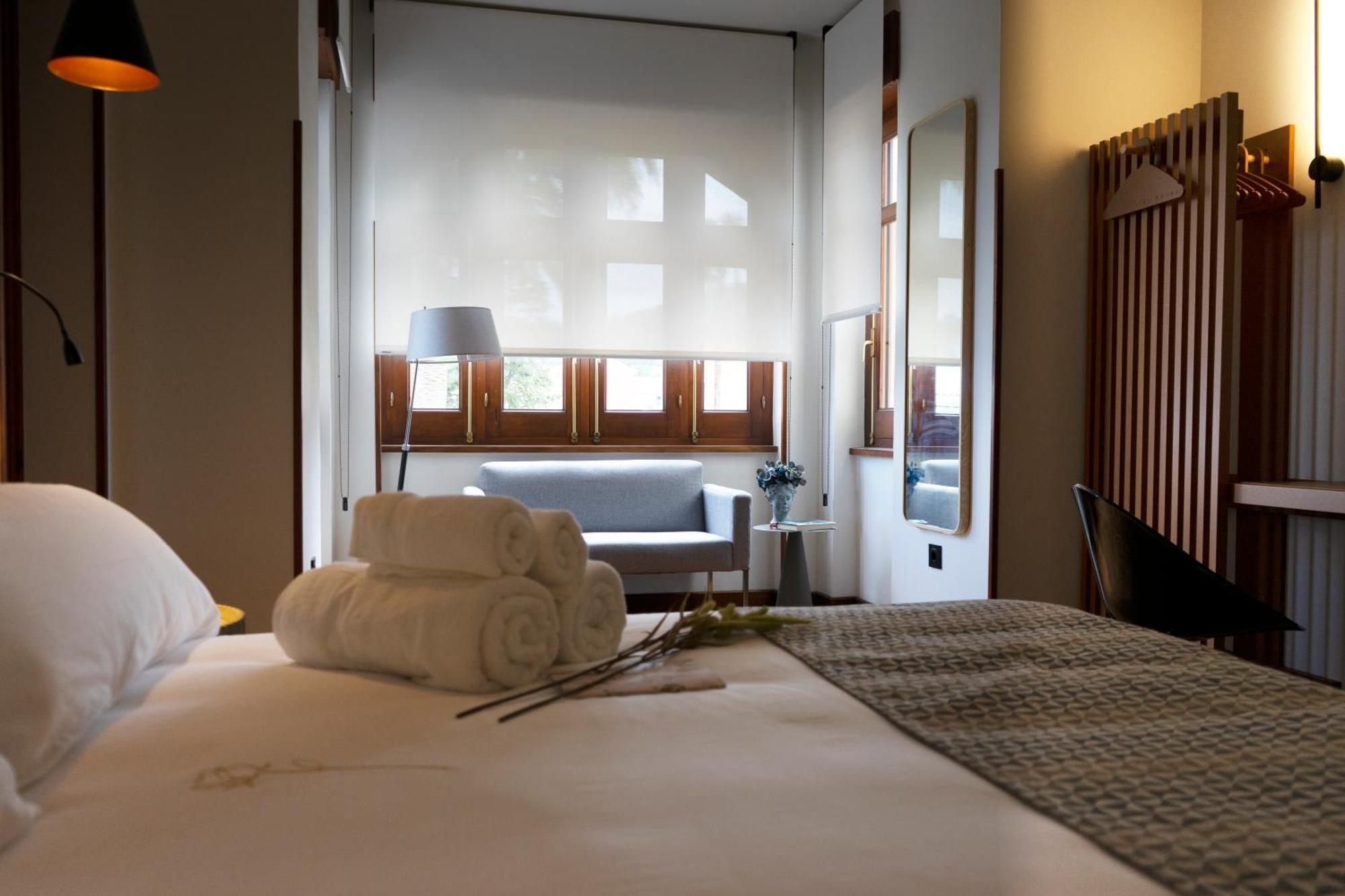 Hotel El Rosal De 库迪列罗 外观 照片
