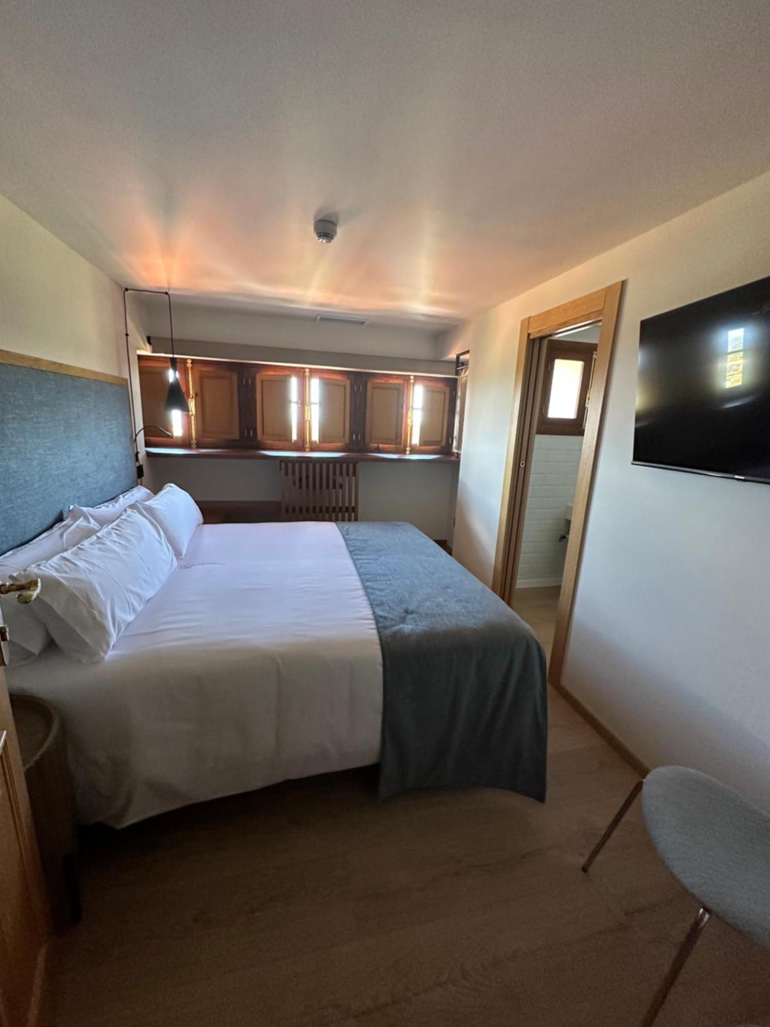 Hotel El Rosal De 库迪列罗 外观 照片